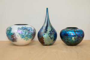 
            
                Load image into Gallery viewer, Iridescent Vases - Bari Vetri
            
        