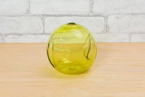 Best Friends Face Vase - Nadine Saylor
