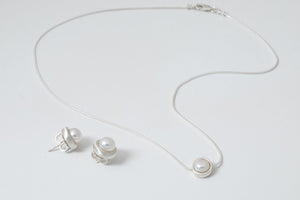 
            
                Load image into Gallery viewer, Pearl Orbit Necklace &amp;amp; Earring  - Philippa Roberts
            
        